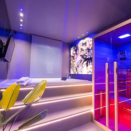 Platinum Suite&Spa-3